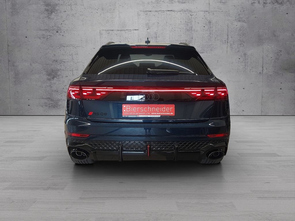 Audi RSQ8 2025