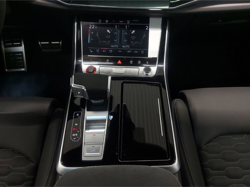 Audi RSQ8 2025