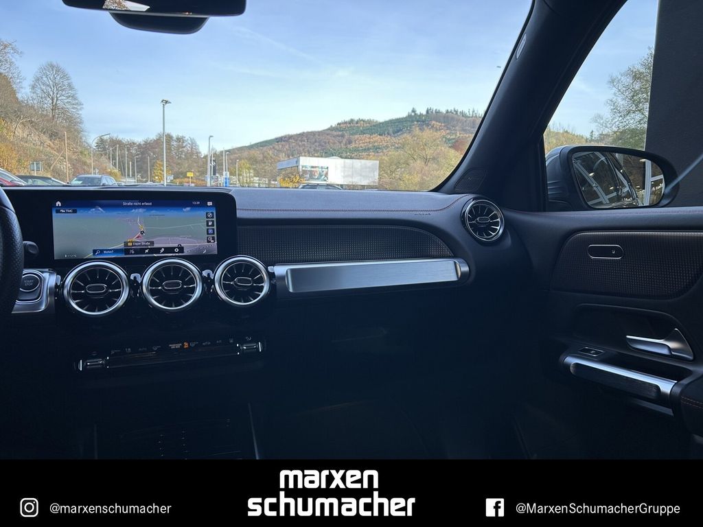 Mercedes-Benz EQB 2023