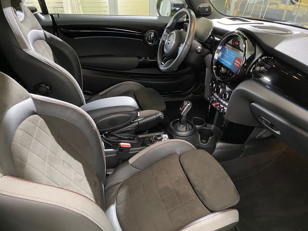 MINI Cooper Cabrio 2022