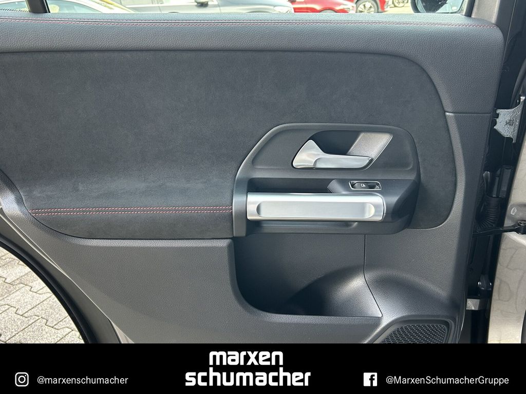 Mercedes-Benz EQB 2023