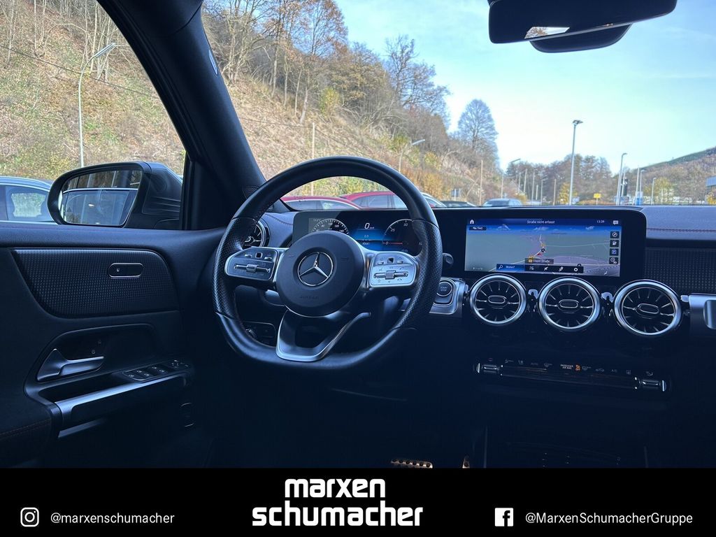 Mercedes-Benz EQB 2023