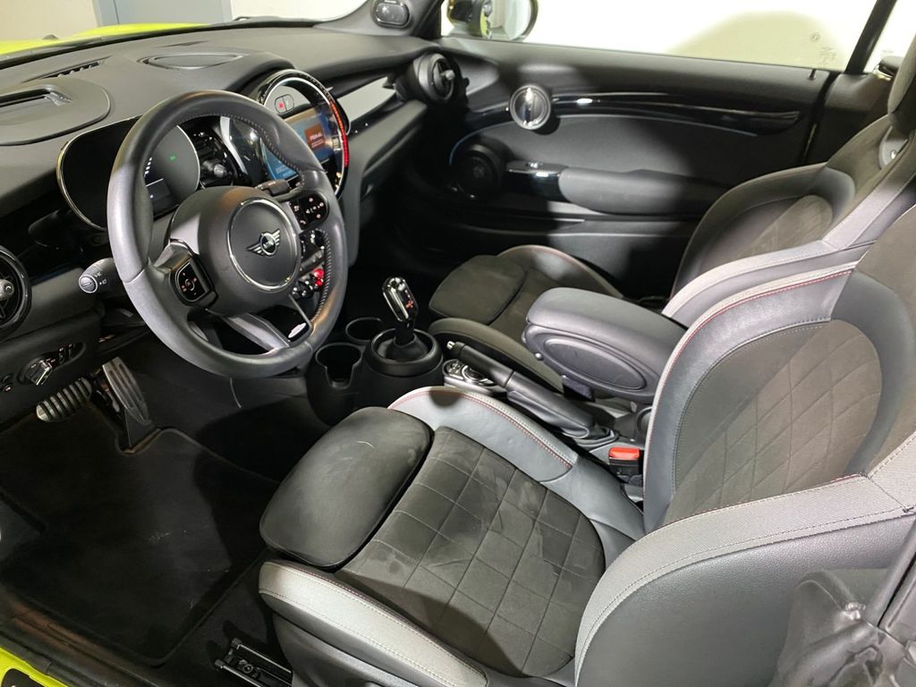 MINI Cooper Cabrio 2022