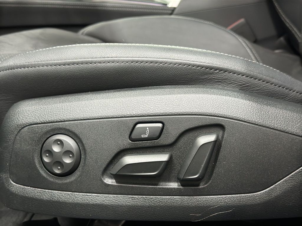 Audi A4 2025