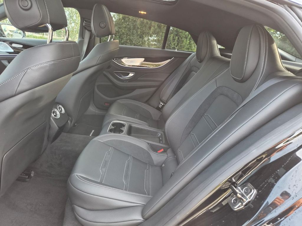 Mercedes-Benz AMG GT 2023