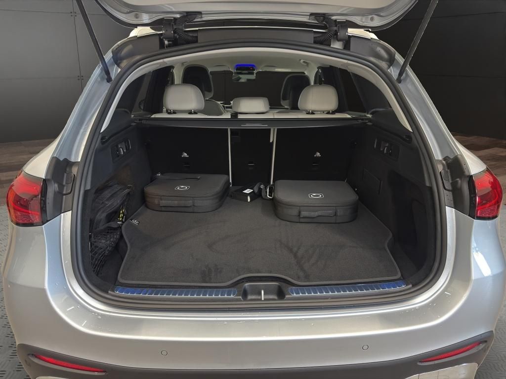 Mercedes-Benz GLC 300 2025