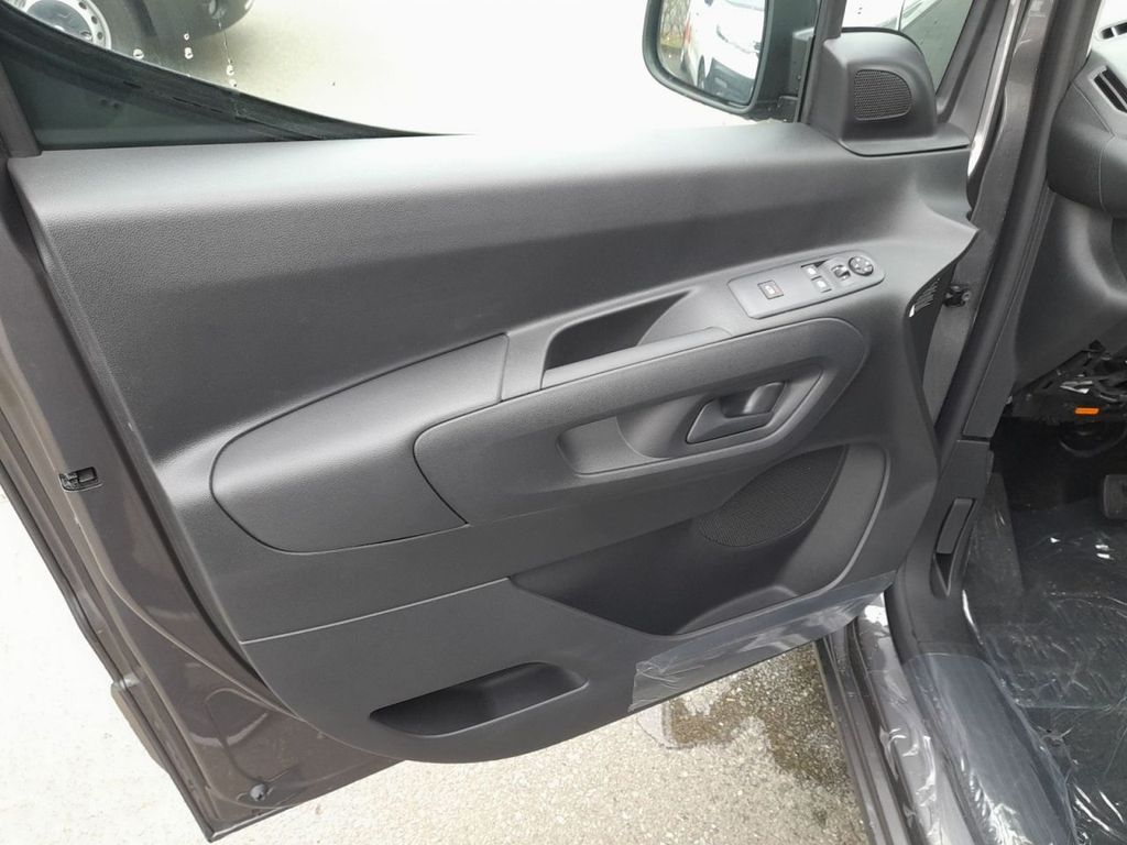 Opel Combo 2023