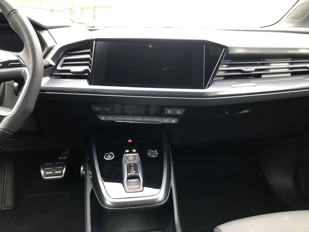 Audi Q4 e-tron 2021