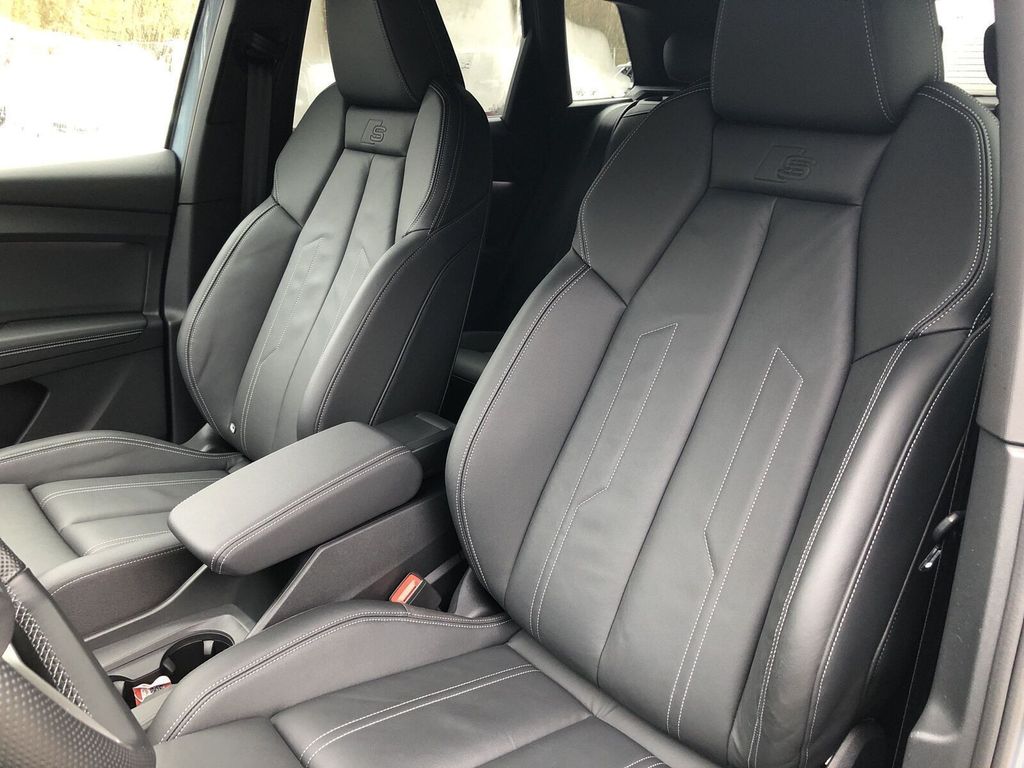Audi Q4 e-tron 2021