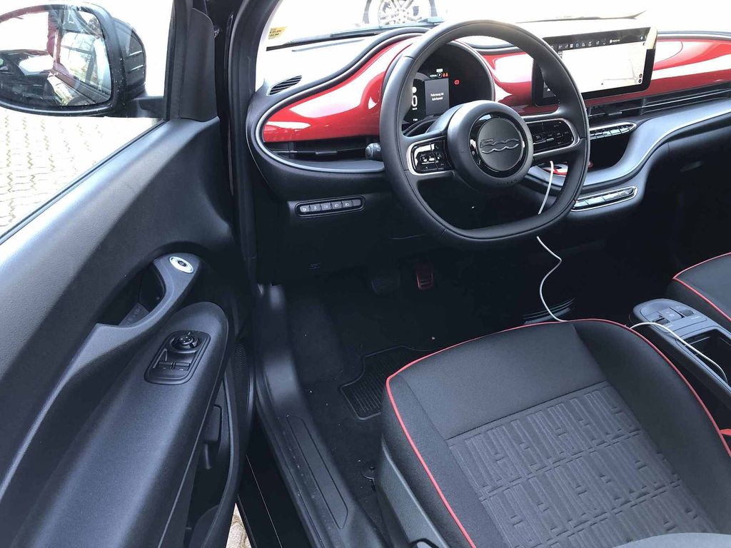 Fiat 500C 2025