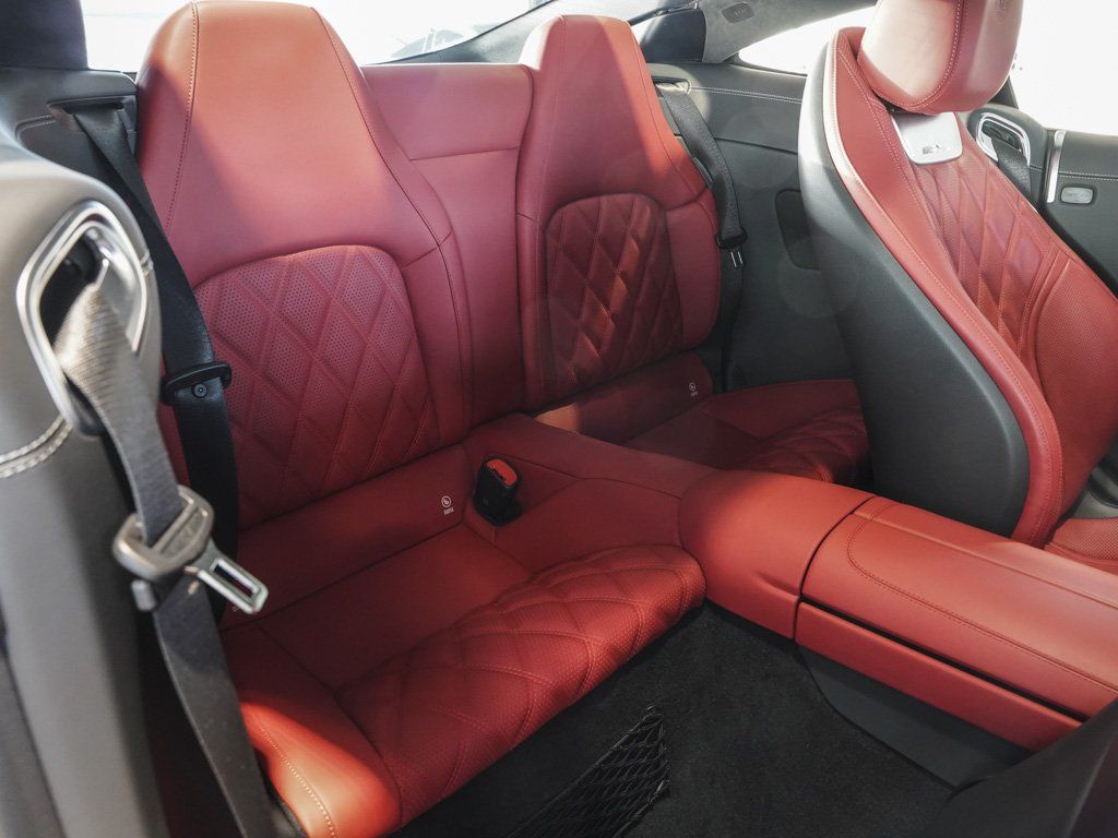 Mercedes-Benz AMG GT 2025