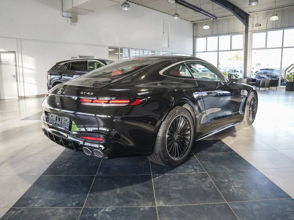 Mercedes-Benz AMG GT 2025