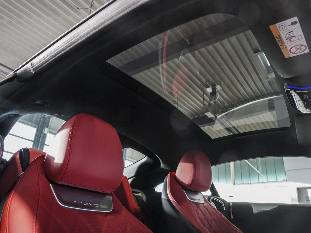 Mercedes-Benz AMG GT 2025