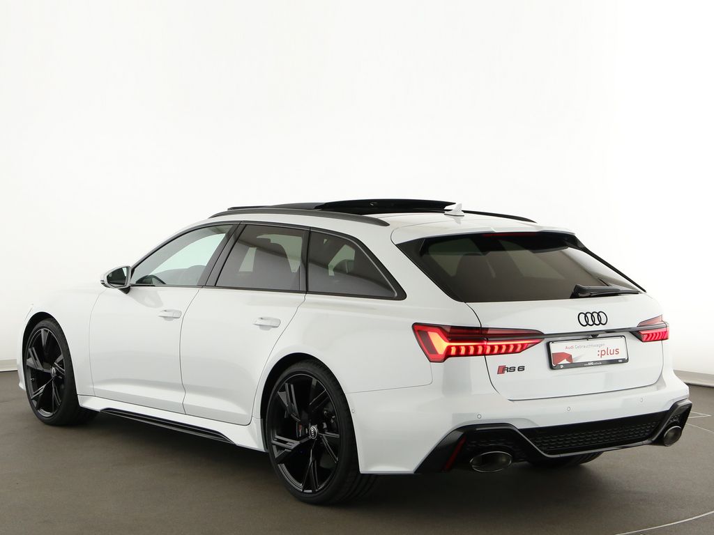 Audi RS6 2024