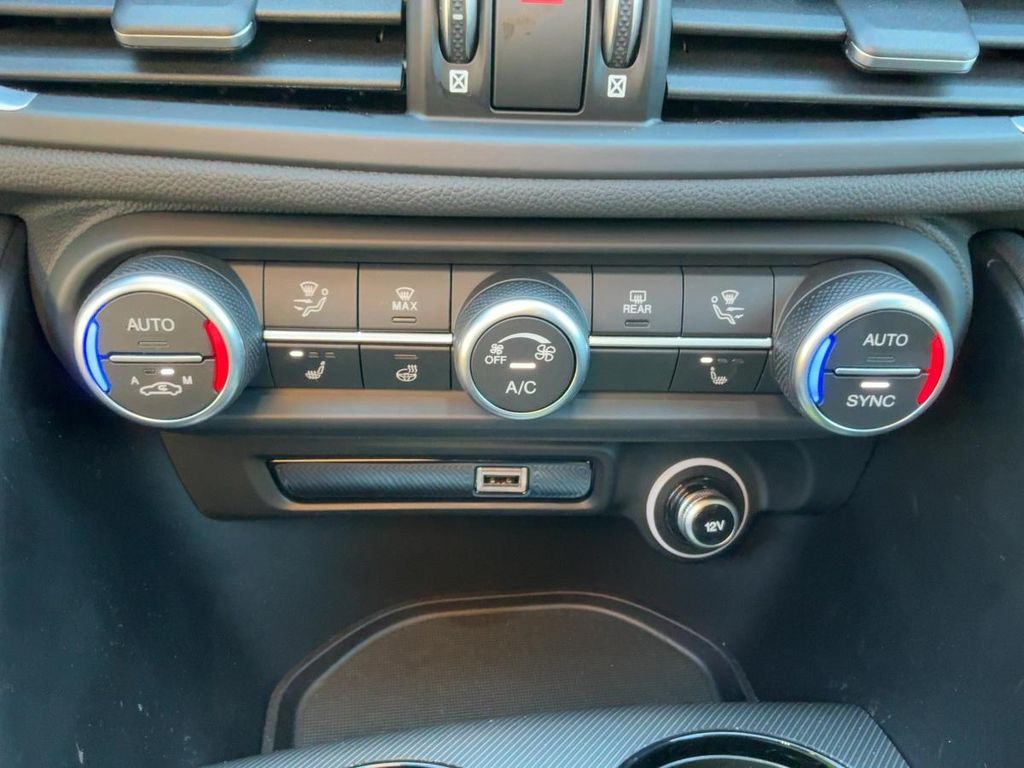 Alfa Romeo Giulia 2023