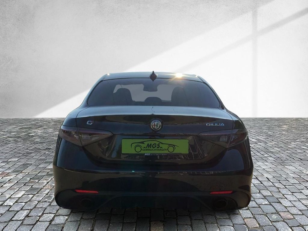 Alfa Romeo Giulia 2023