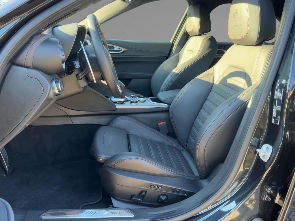 Alfa Romeo Giulia 2023