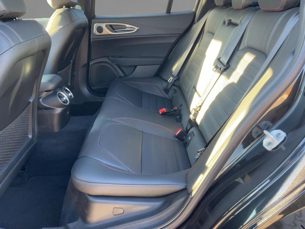 Alfa Romeo Giulia 2023