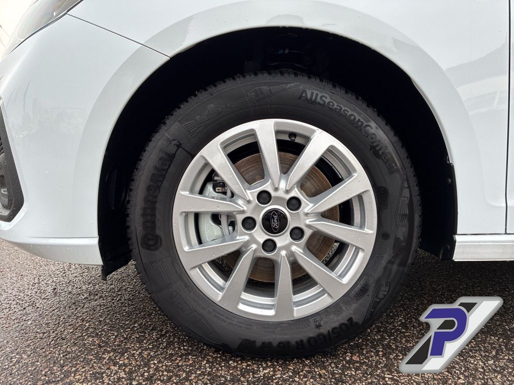 Ford Tourneo Connect 2025