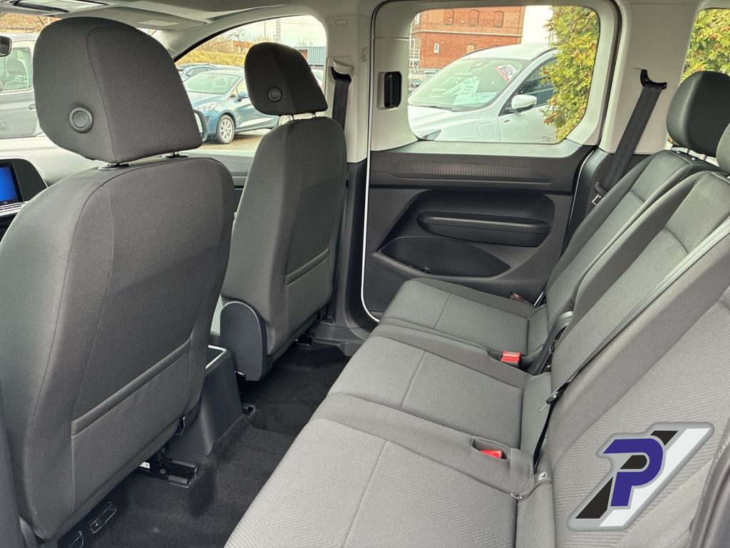 Ford Tourneo Connect 2025