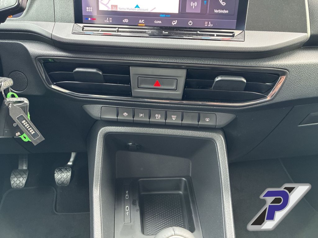 Ford Tourneo Connect 2025