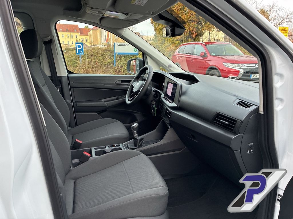 Ford Tourneo Connect 2025