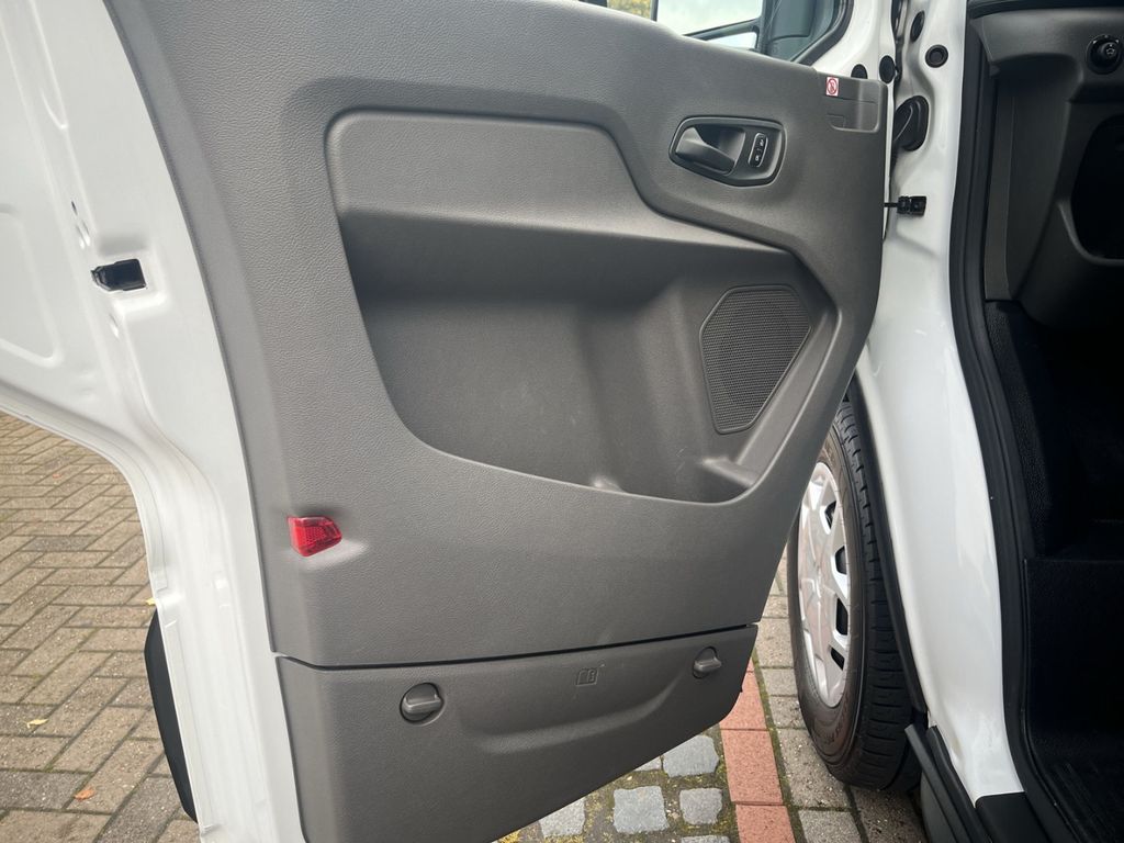 Ford Transit 2024