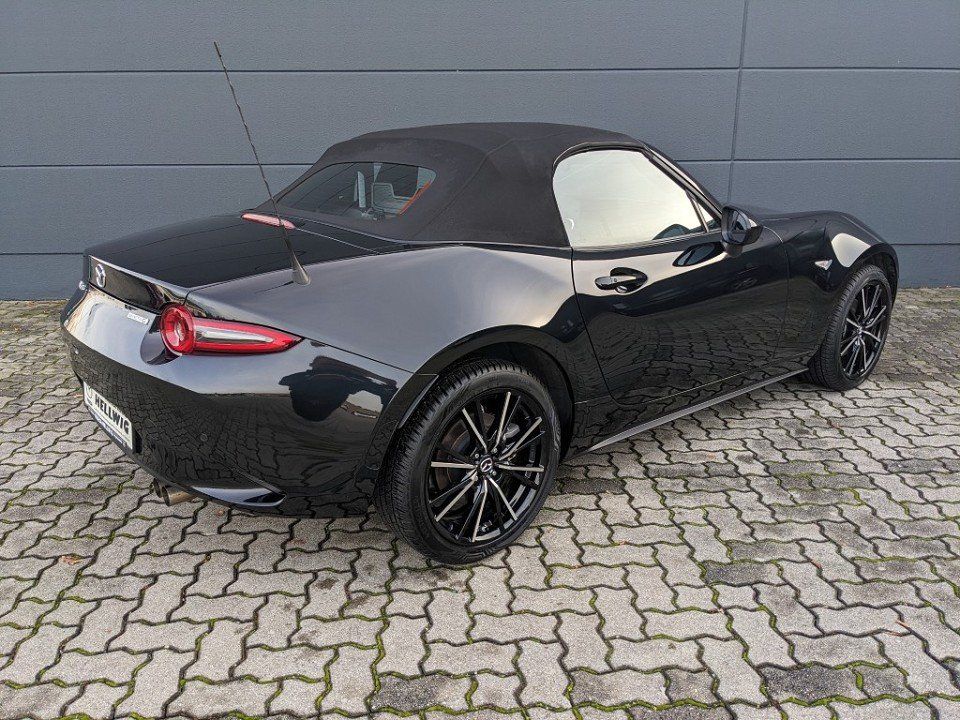 Mazda MX-5 2024