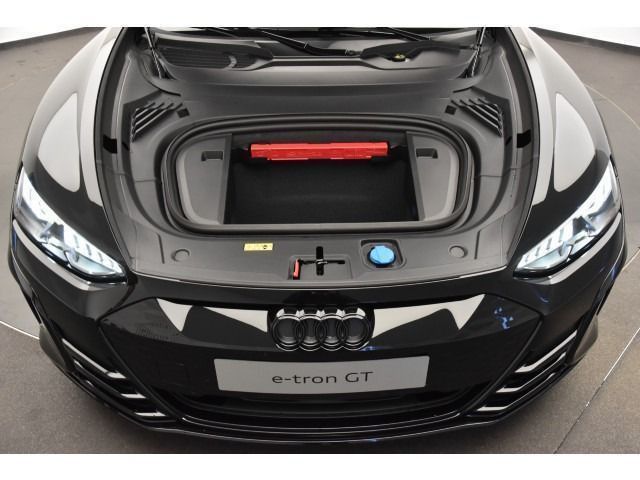 Audi e-tron GT 2024