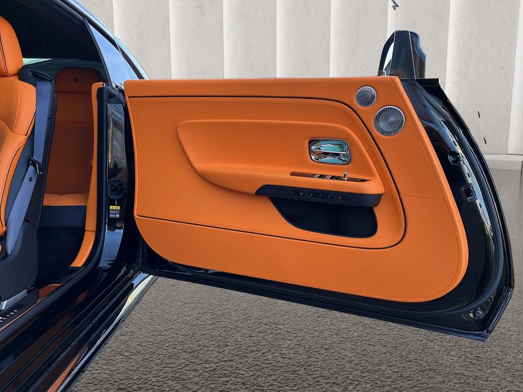 Rolls-Royce Spectre 2025