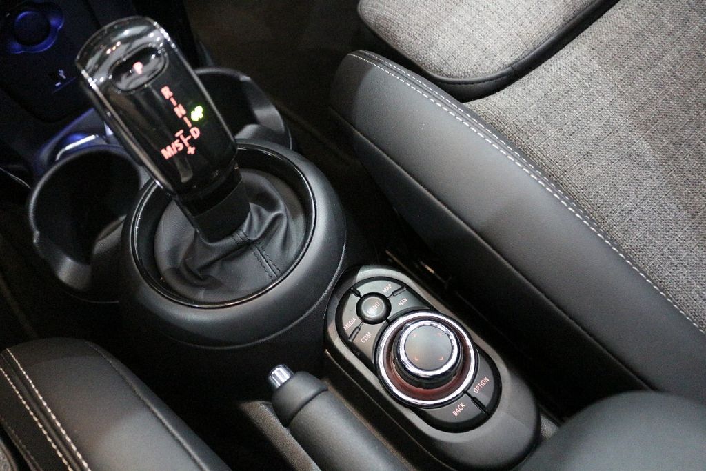 MINI Cooper S Cabrio 2022