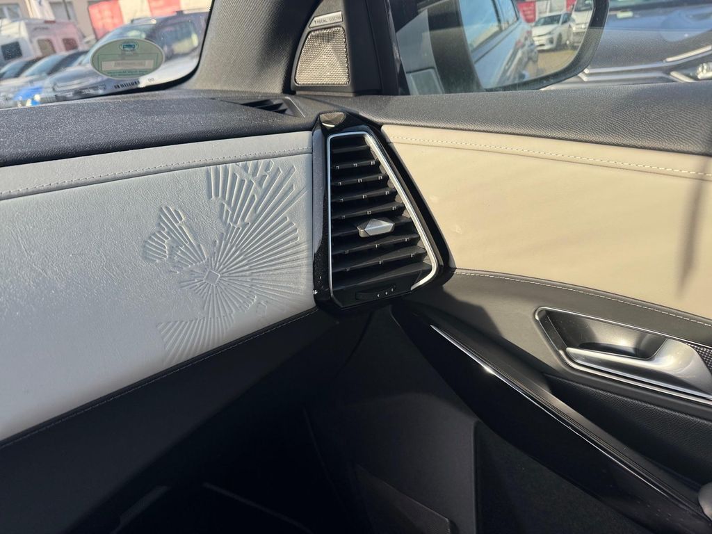 DS Automobiles DS7 (Crossback) 2023