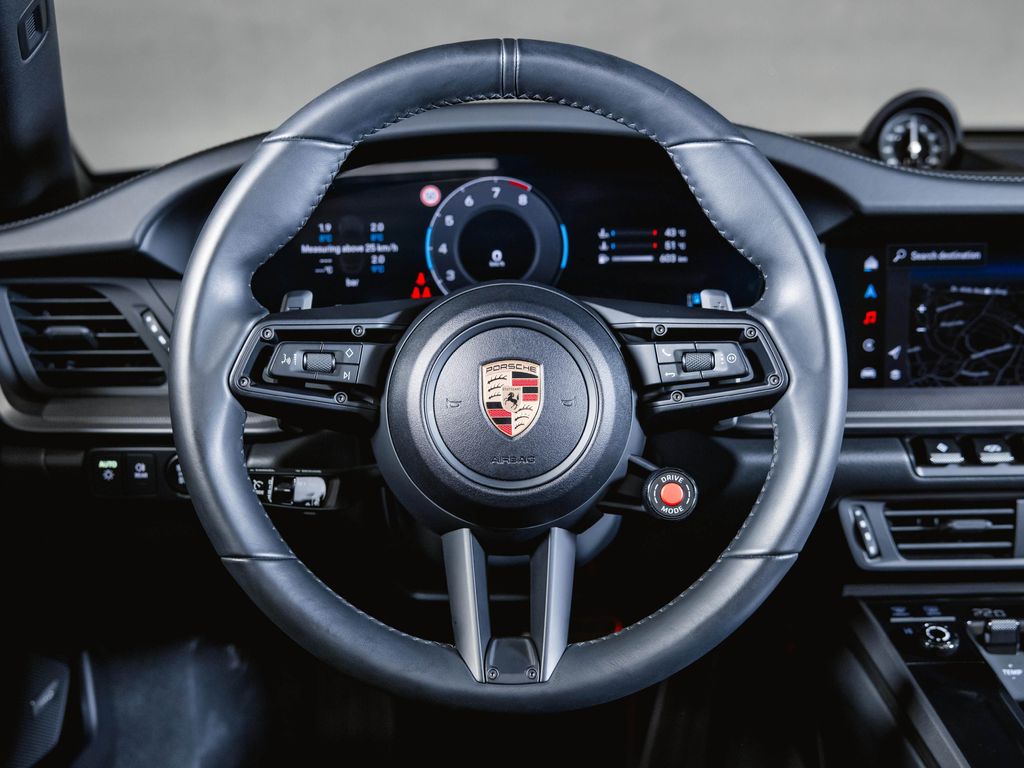 Porsche 992 2025