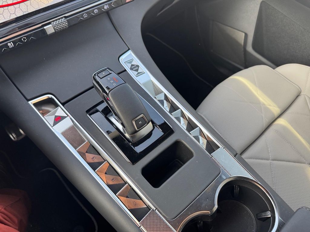 DS Automobiles DS7 (Crossback) 2023