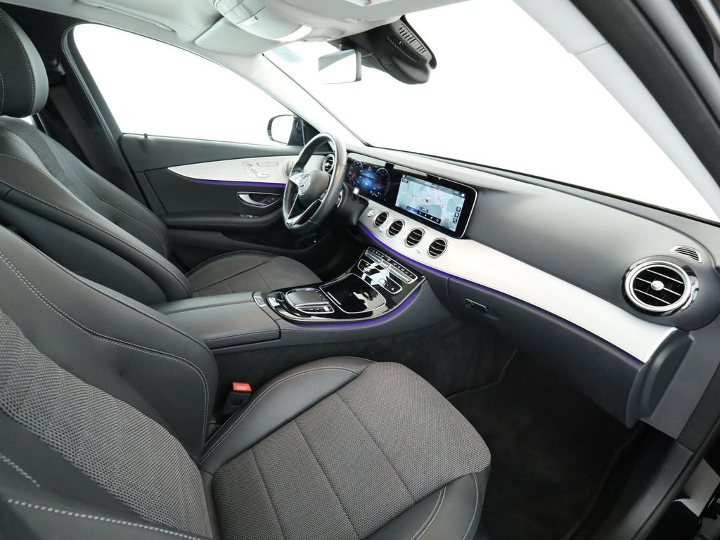 Mercedes-Benz E 300 2022