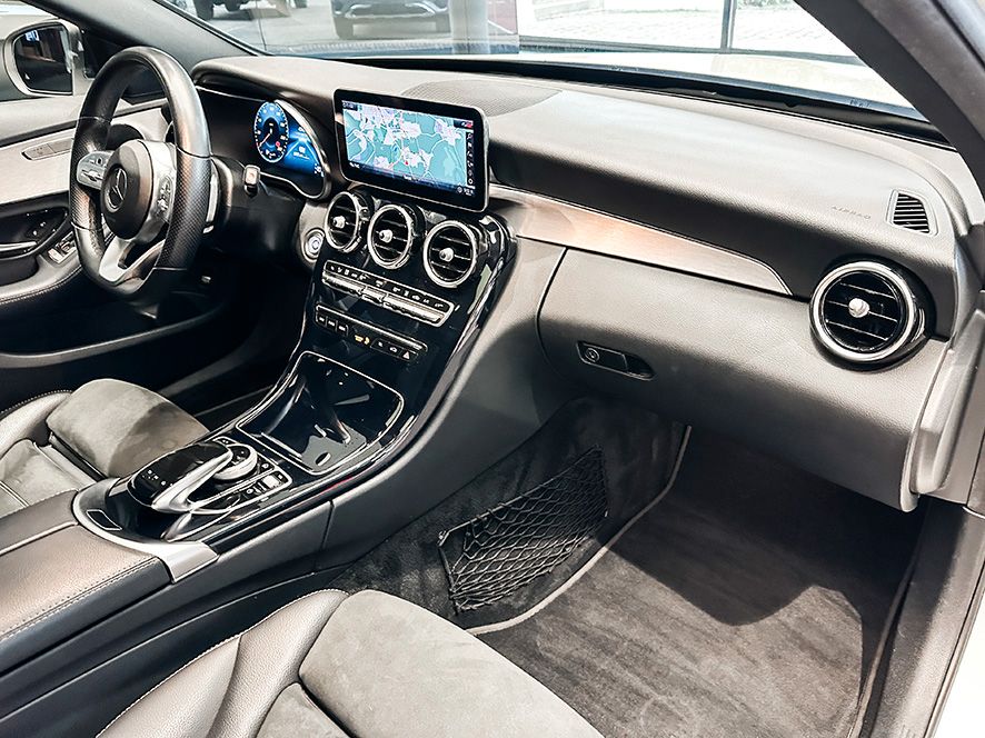 Mercedes-Benz C 300 2020