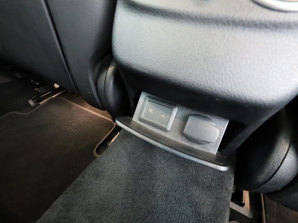 Mercedes-Benz E 300 2022