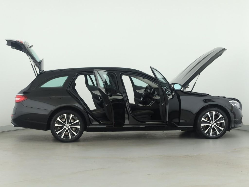 Mercedes-Benz E 300 2022