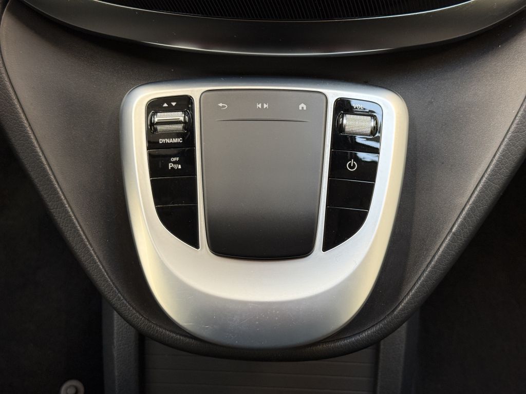 Mercedes-Benz EQV 2021