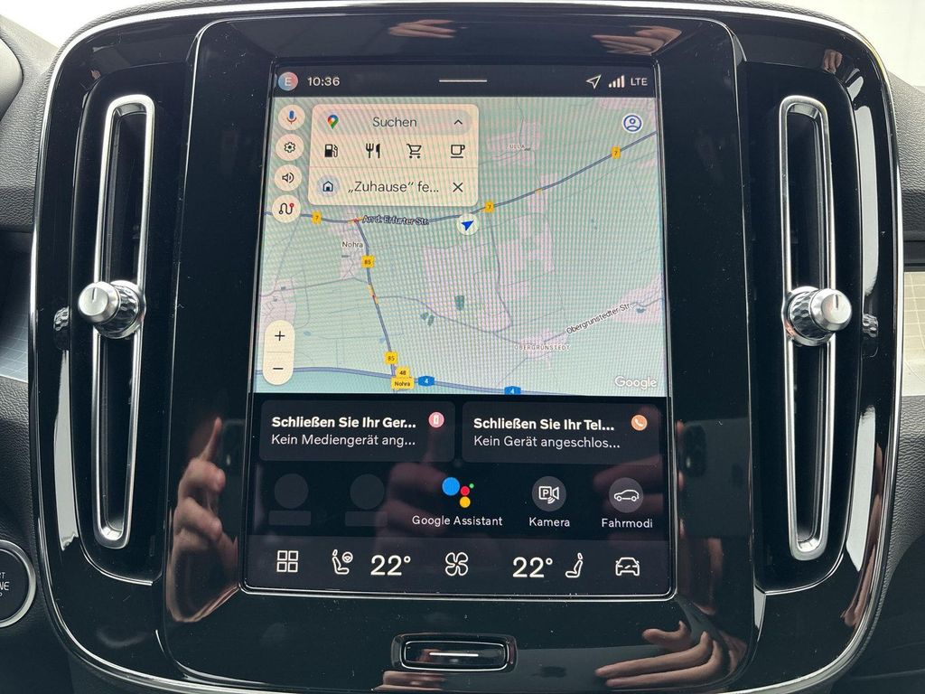 Volvo XC40 2025