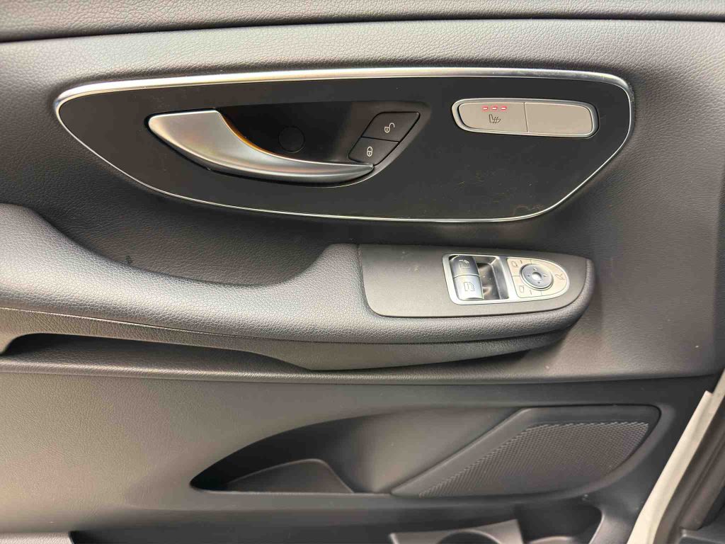 Mercedes-Benz EQV 2021