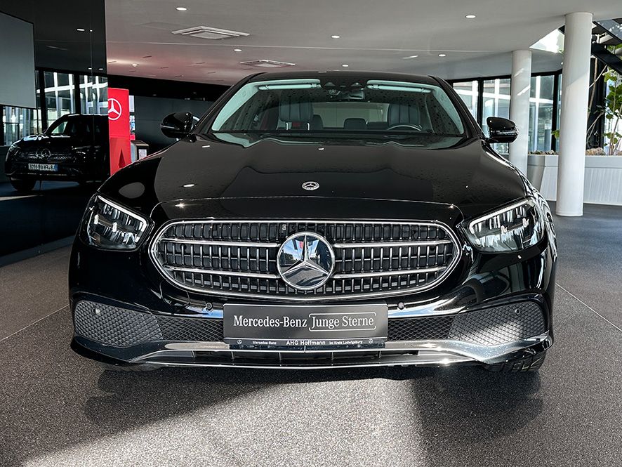 Mercedes-Benz E 300 2022