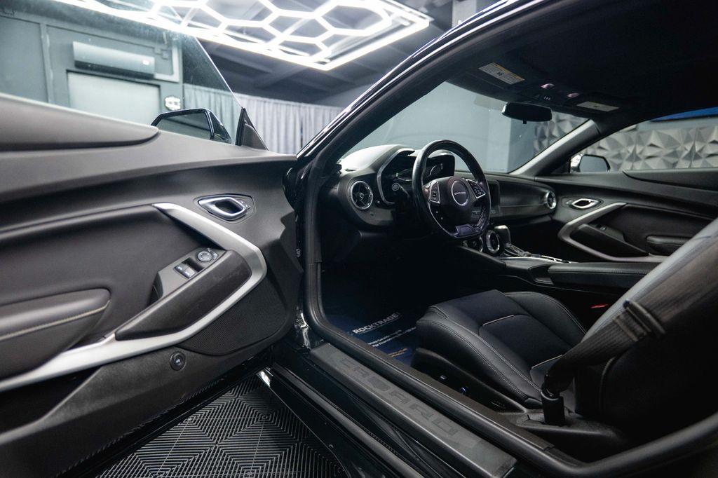 Chevrolet Camaro 2019