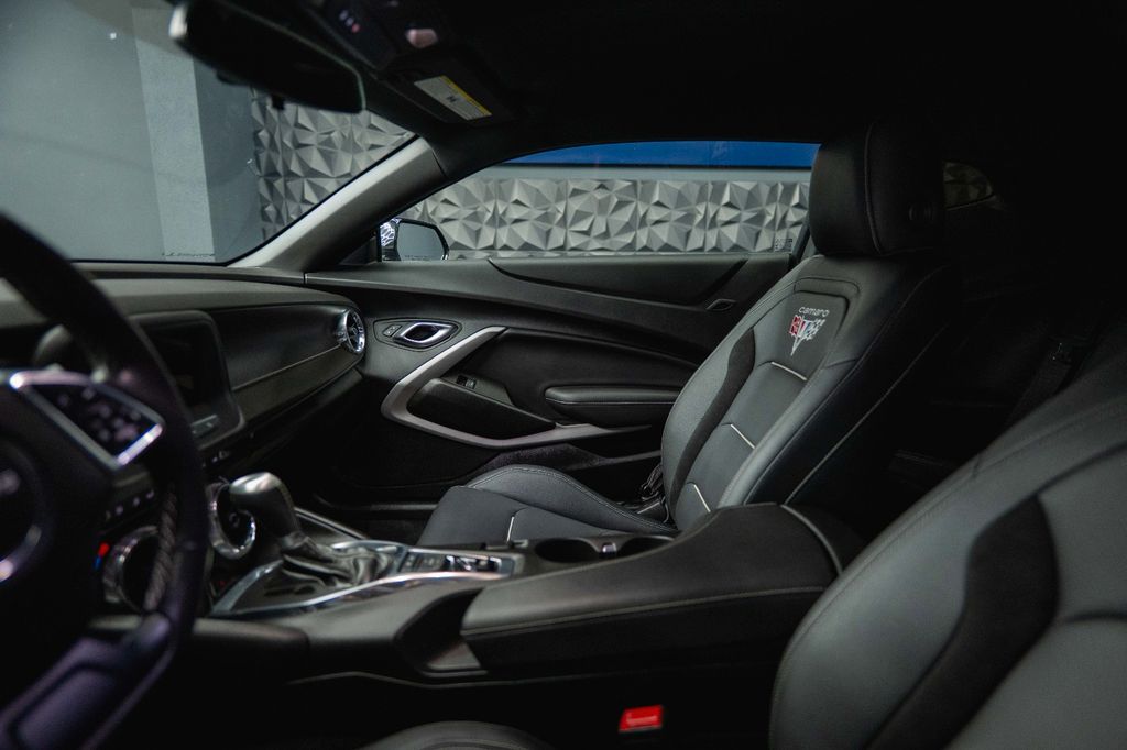 Chevrolet Camaro 2019