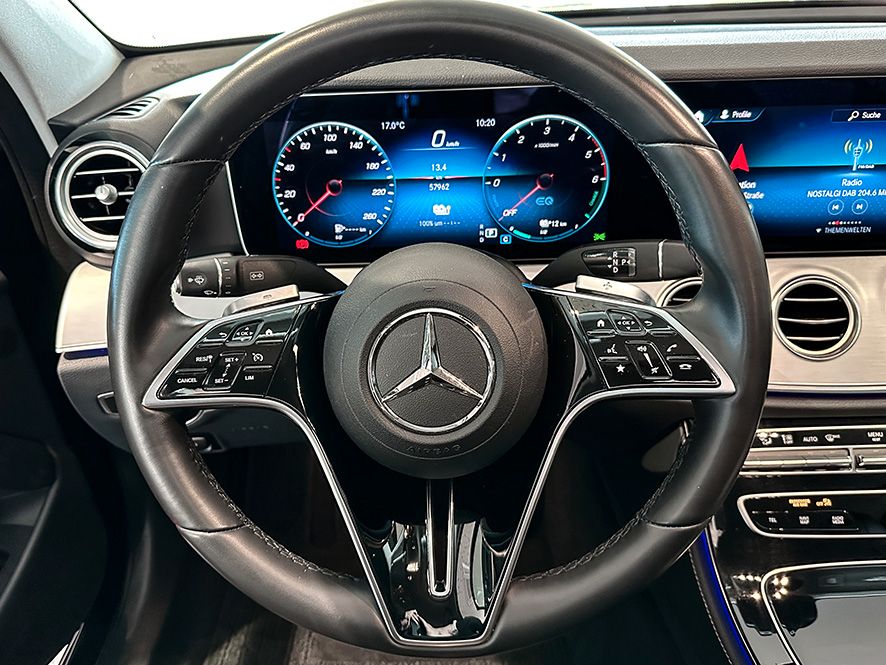 Mercedes-Benz E 300 2022