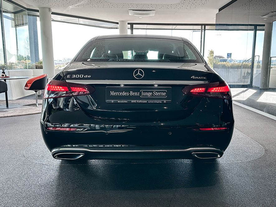 Mercedes-Benz E 300 2022