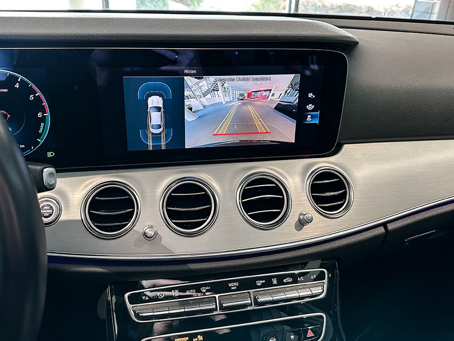 Mercedes-Benz E 300 2022