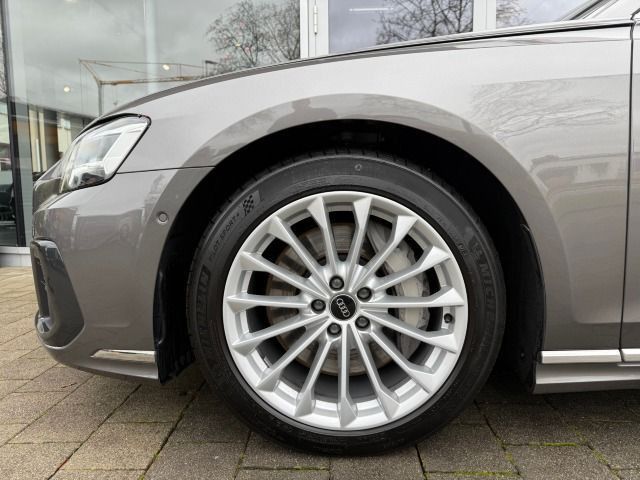 Audi A8 2022