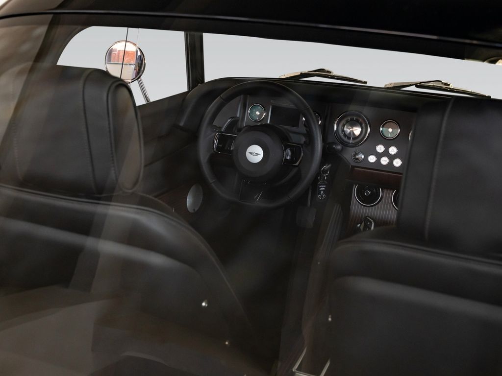 Morgan Plus 6 2025