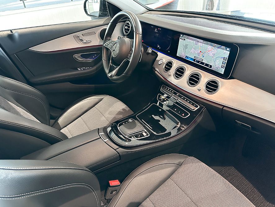 Mercedes-Benz E 300 2022